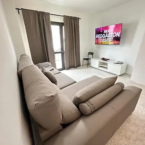Beyond Apartamento
